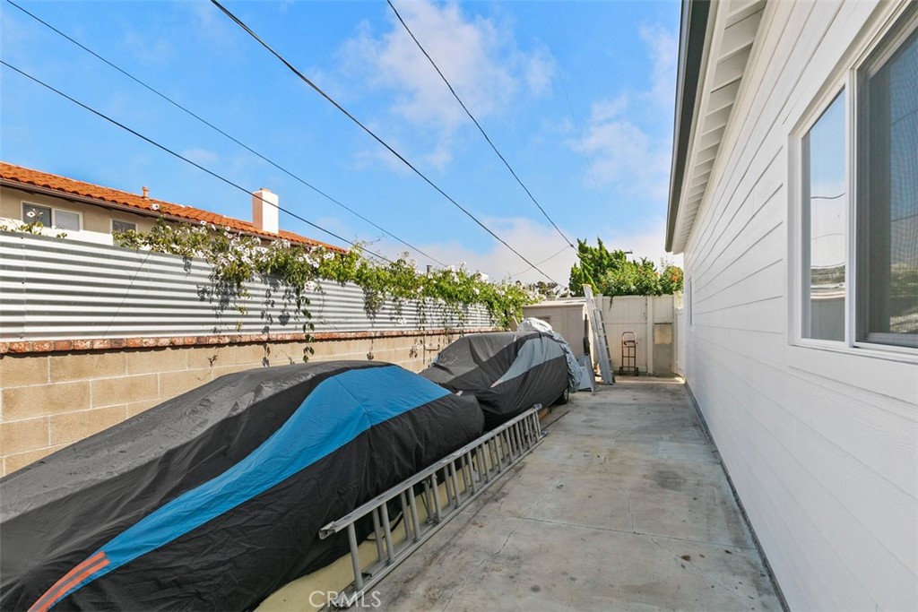 24272 Selva Road Dana Point, CA 92629 - Photo 33 of 39 a view of balcony with furniture