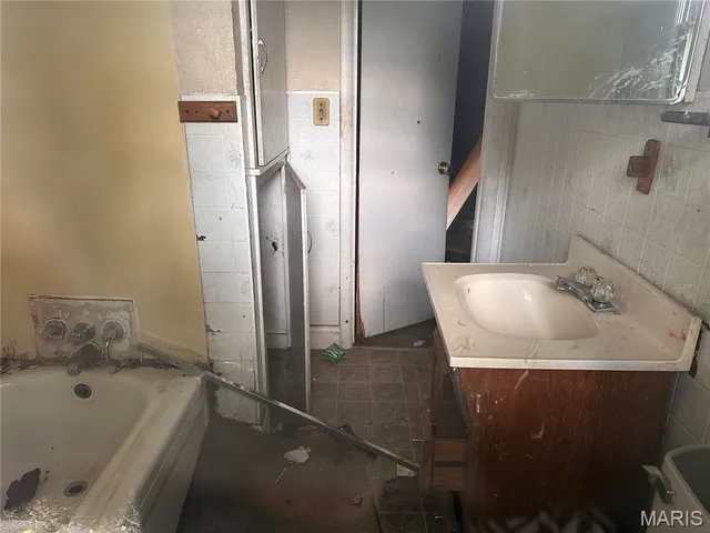 $49,900 | 680 Clark Avenue, Lebanon, MO 65536