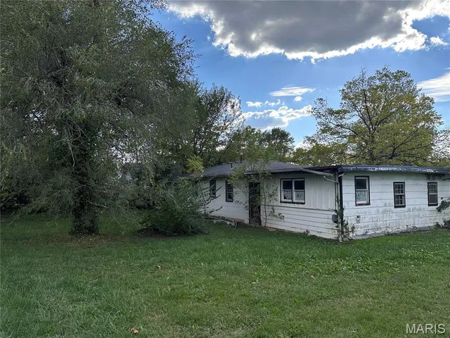 $49,900 | 680 Clark Avenue, Lebanon, MO 65536