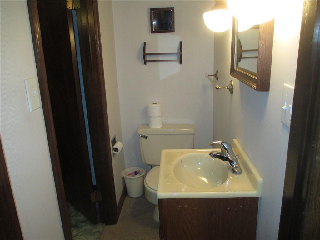 258 Evans City Road Butler, PA 16001 - Photo 12 of 19 Gallery Image 12