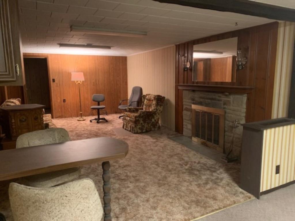 258 Evans City Road Butler, PA 16001 - Photo 17 of 19 Gallery Image 17
