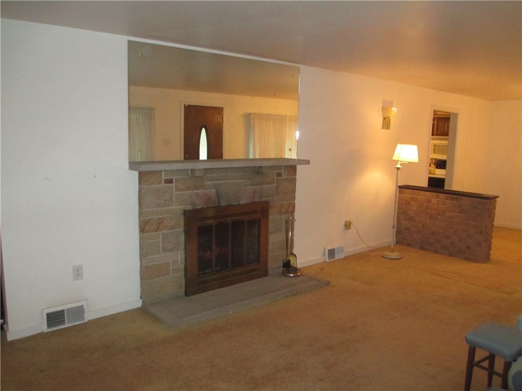 258 Evans City Road Butler, PA 16001 - Photo 7 of 19 Gallery Image 7