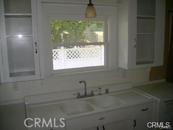4425 5th Street Riverside, CA 92501 - Photo 7 of 17