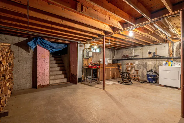 $370,000 | 31 Brown Hill Road, Bow, NH 03304