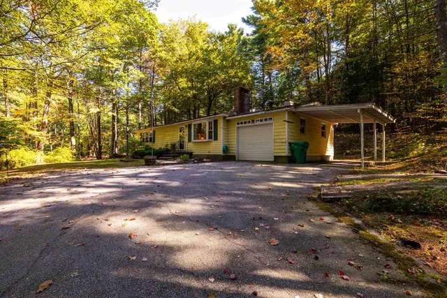 $370,000 | 31 Brown Hill Road, Bow, NH 03304