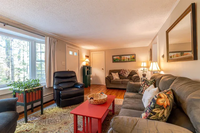 $370,000 | 31 Brown Hill Road, Bow, NH 03304