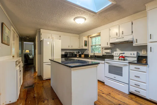 $370,000 | 31 Brown Hill Road, Bow, NH 03304