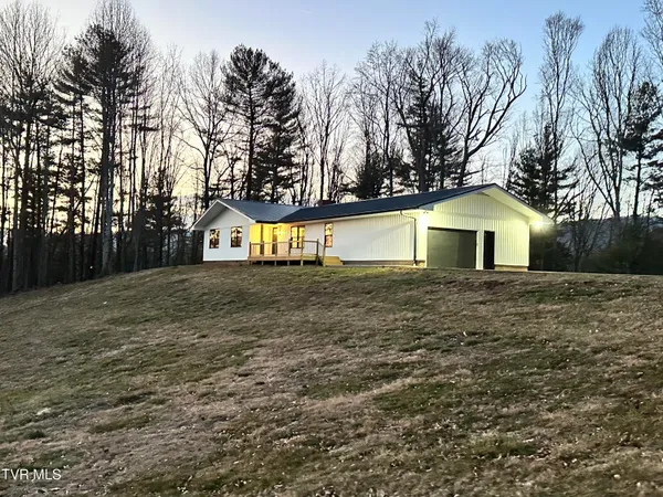 $379,900 | 256 William Hawkins Lane, Mountain City, TN 37683