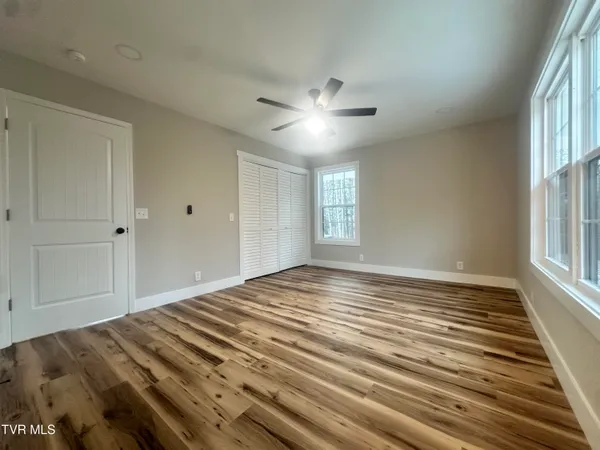 $379,900 | 256 William Hawkins Lane, Mountain City, TN 37683