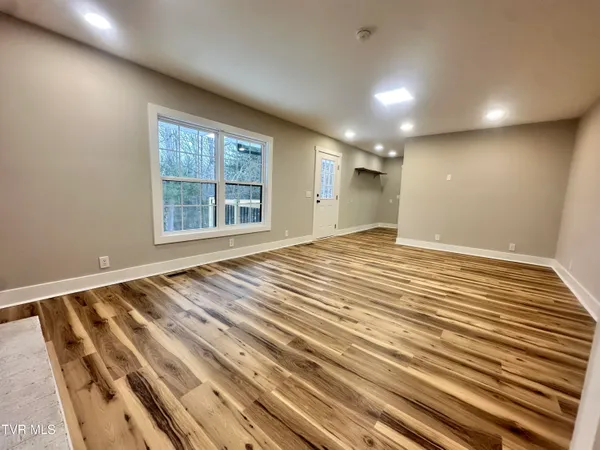 $379,900 | 256 William Hawkins Lane, Mountain City, TN 37683