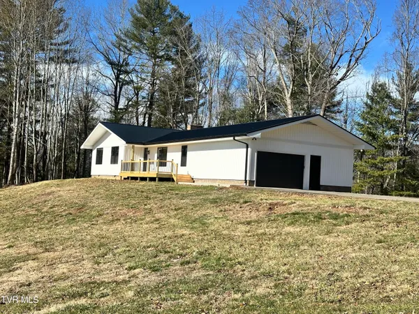 $379,900 | 256 William Hawkins Lane, Mountain City, TN 37683