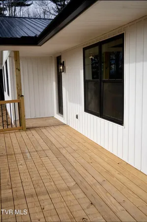 $379,900 | 256 William Hawkins Lane, Mountain City, TN 37683