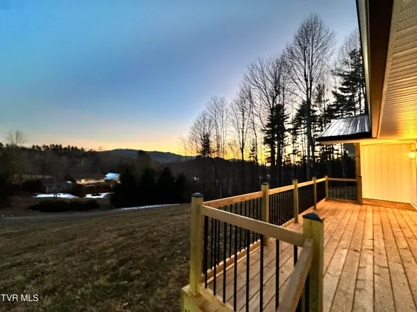 $379,900 | 256 William Hawkins Lane, Mountain City, TN 37683