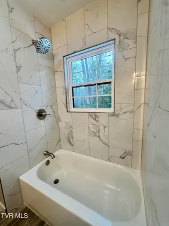 $379,900 | 256 William Hawkins Lane, Mountain City, TN 37683