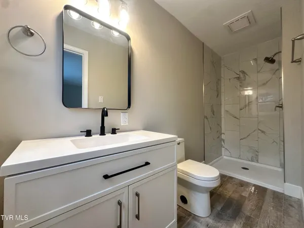 $379,900 | 256 William Hawkins Lane, Mountain City, TN 37683