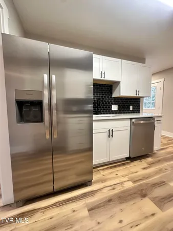 $379,900 | 256 William Hawkins Lane, Mountain City, TN 37683