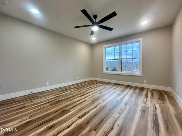 $379,900 | 256 William Hawkins Lane, Mountain City, TN 37683