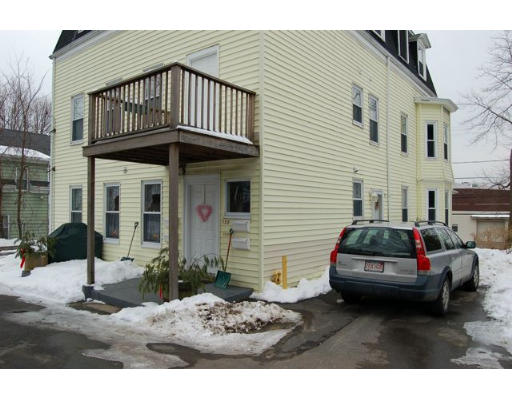 155 Maple Street, Unit 2 Danvers, MA 01923 - Photo 20 of 27 Gallery Image 20