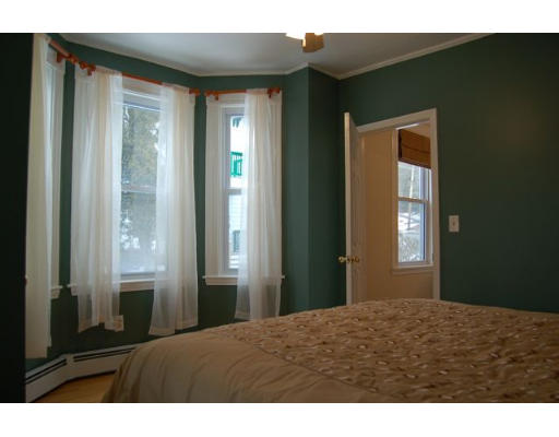 155 Maple Street, Unit 2 Danvers, MA 01923 - Photo 8 of 27 Gallery Image 8