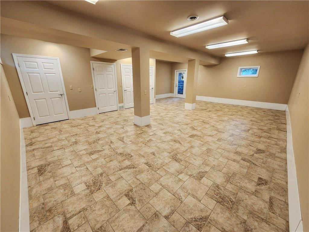 1750 Harbor Edinburg Road Edinburg, PA 16116 - Photo 30 of 39 a view of an empty room