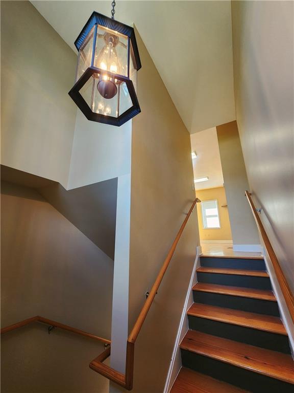 1750 Harbor Edinburg Road Edinburg, PA 16116 - Photo 8 of 39 a view of entryway