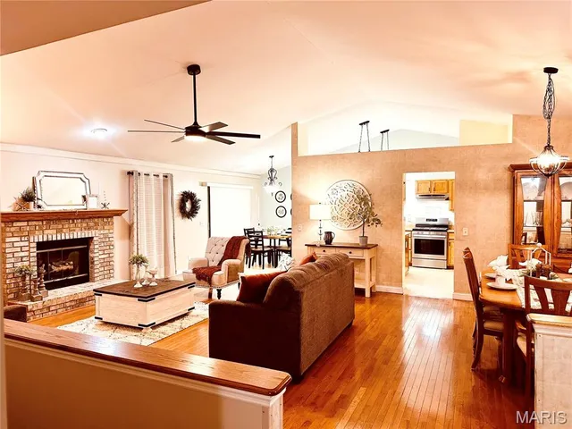 $420,000 | 2712 Kings Crossing Drive, Barnhart, MO 63012