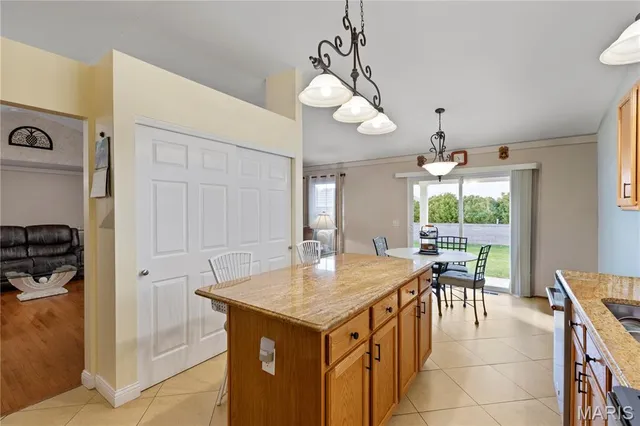 $425,000 | 2712 Kings Crossing Drive, Barnhart, MO 63012