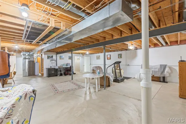 $420,000 | 2712 Kings Crossing Drive, Barnhart, MO 63012