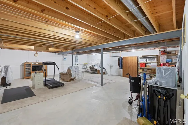 $425,000 | 2712 Kings Crossing Drive, Barnhart, MO 63012