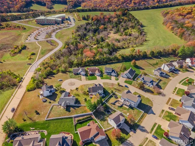 $425,000 | 2712 Kings Crossing Drive, Barnhart, MO 63012