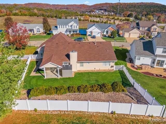 $425,000 | 2712 Kings Crossing Drive, Barnhart, MO 63012