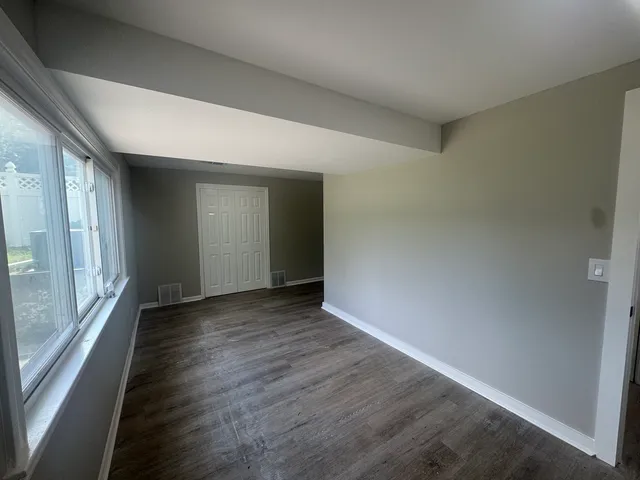 $3,100 | 14811 Minerva Avenue, Dolton, IL 60419