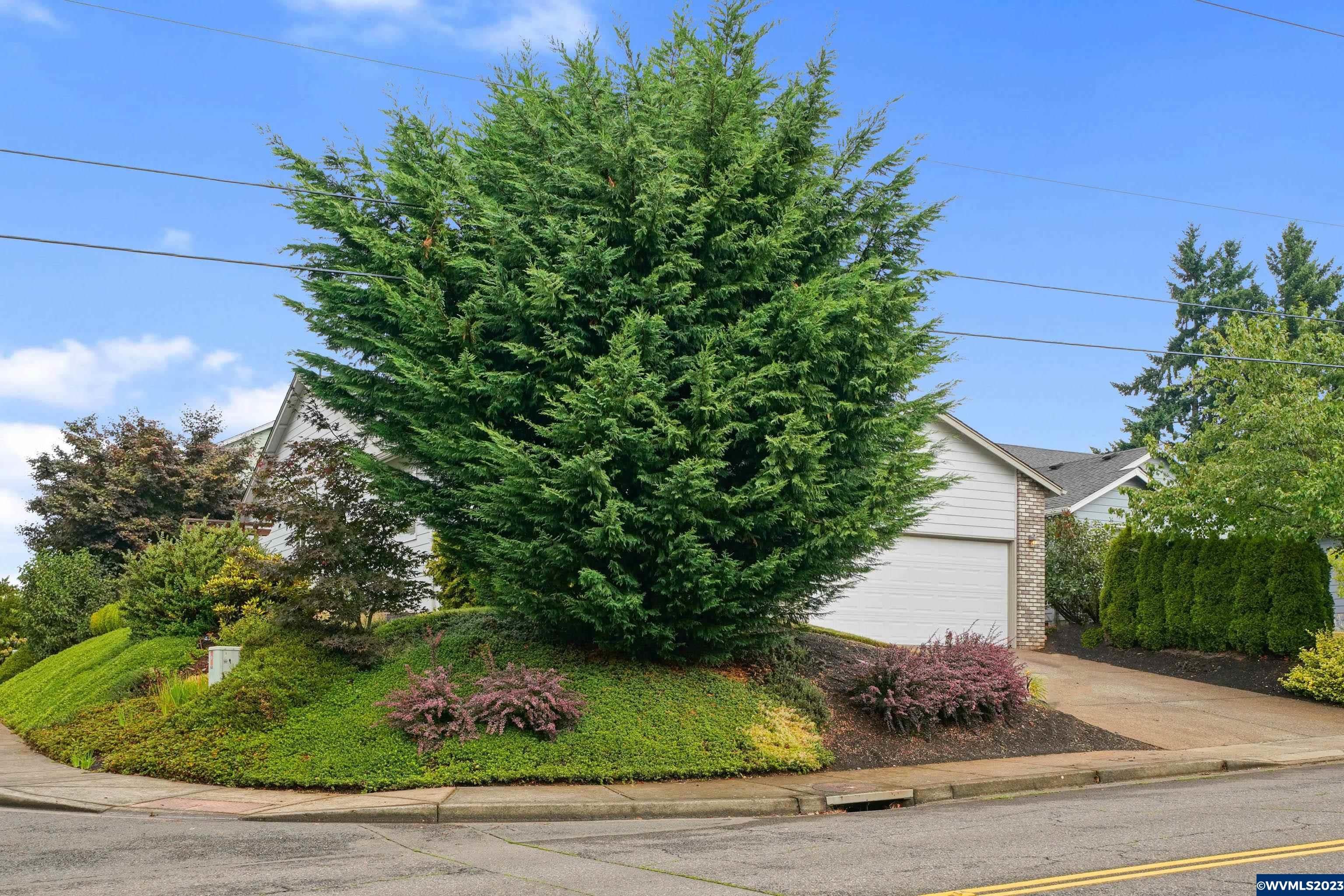 1669 Baxter Road Southeast Salem, OR 97306 - Photo 2 of 30 Gallery Image 2
