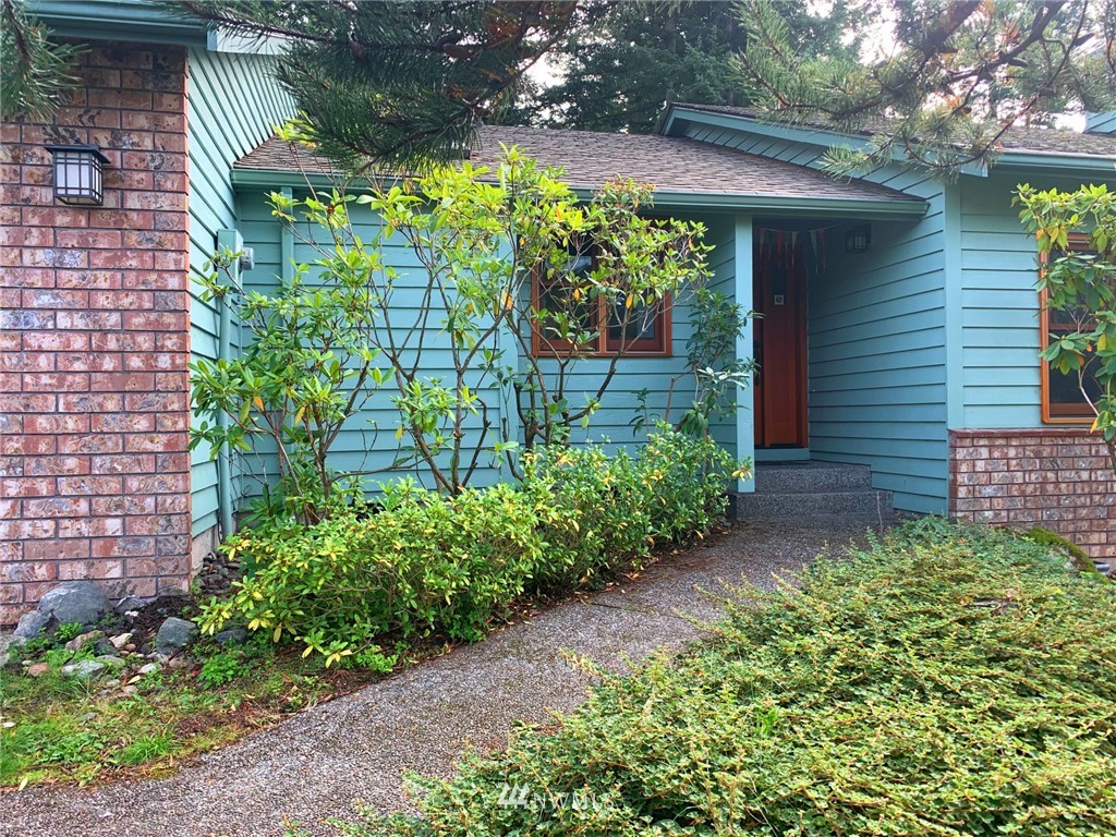 520 Linden Road Bellingham, WA 98225 - Photo 1 of 25 Gallery Image 1
