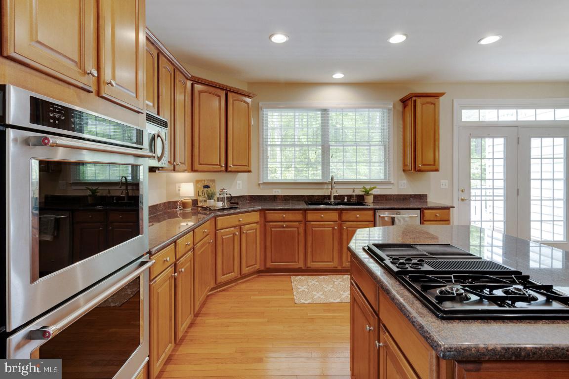 1602 Rabbit Foot Clover Court Annapolis, MD 21401 - Photo 31 of 59 Stainless Appliances . Custom Cabinetry