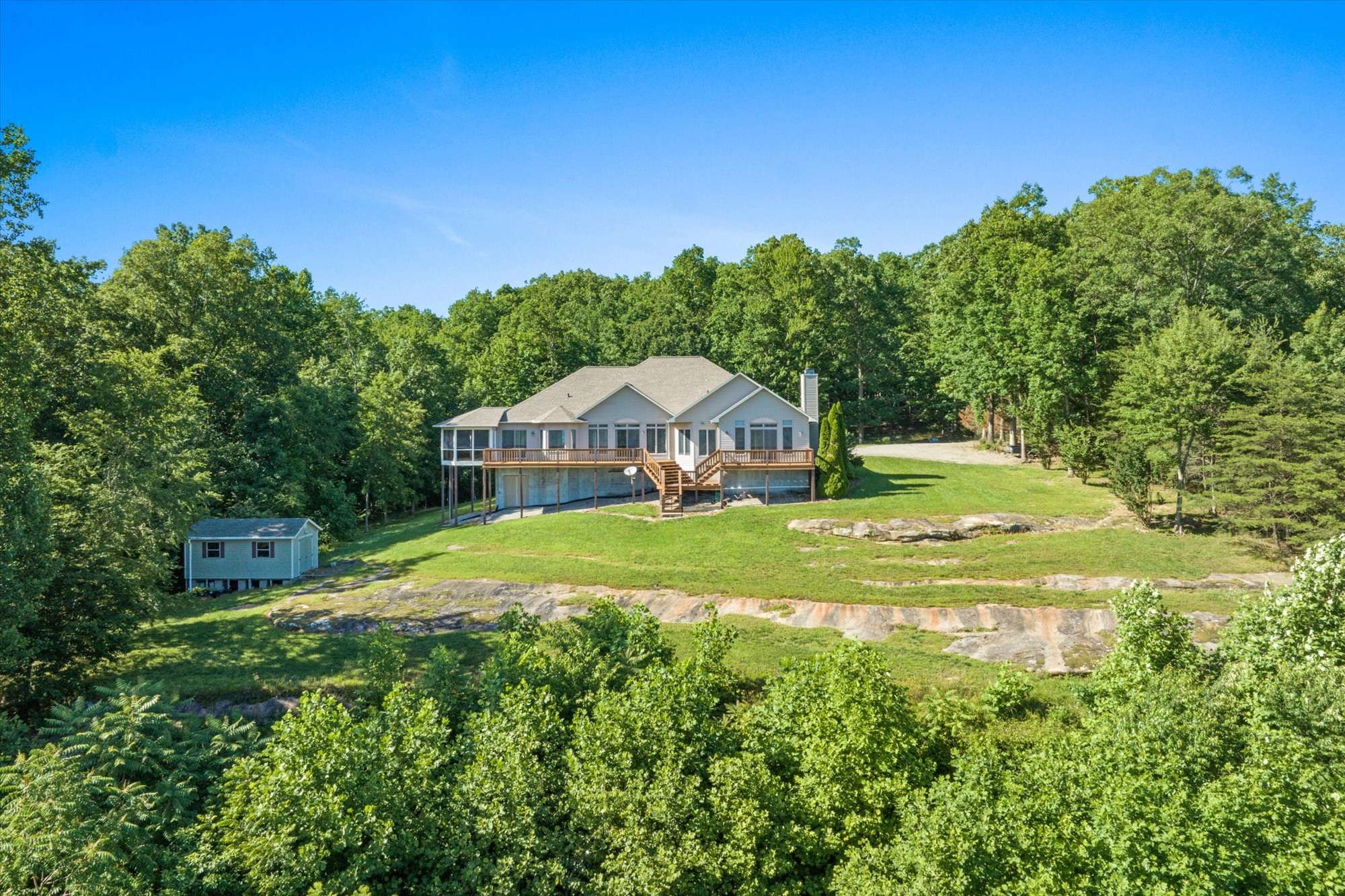 137 Harv Loop Monterey, TN 38574 - Photo 31 of 45 Gallery Image 31