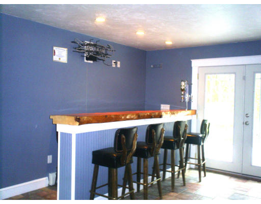 65 Forge Road Freetown, MA 02702 - Photo 2 of 10