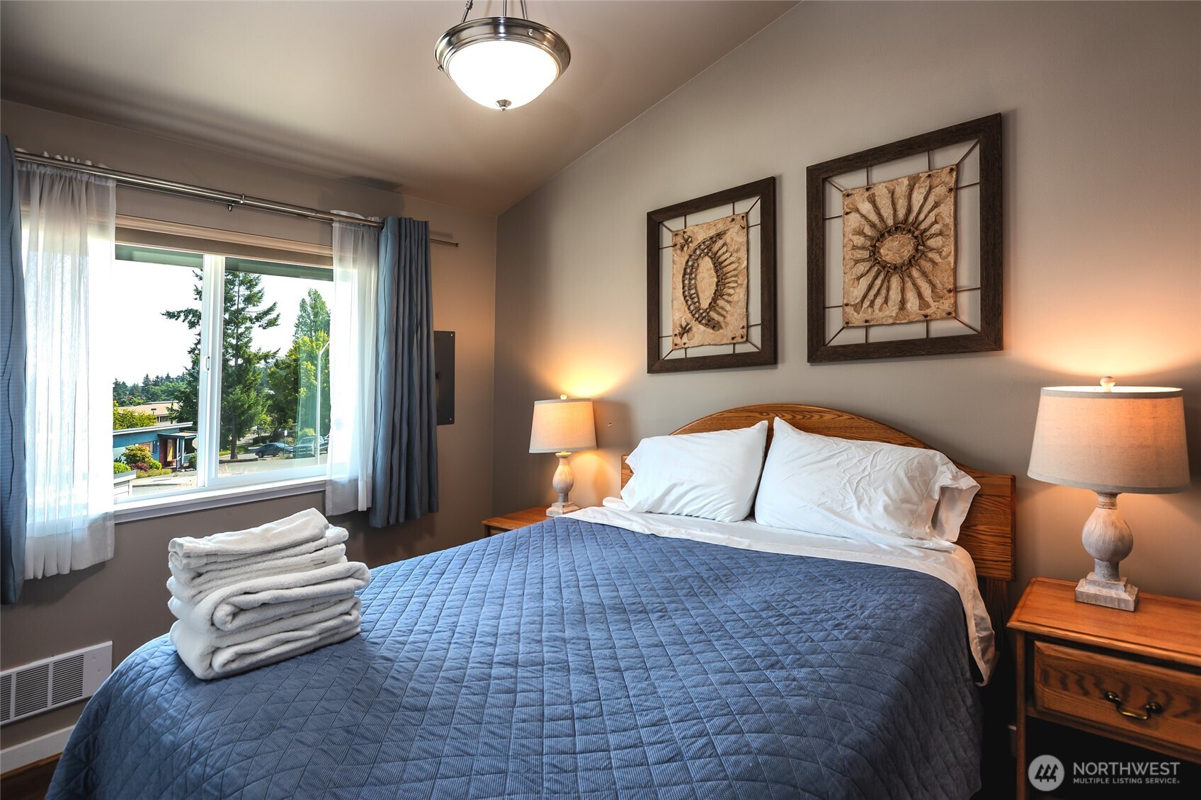 470 Reed Street, Unit D Friday Harbor, WA 98250 - Photo 18 of 22 Gallery Image 18