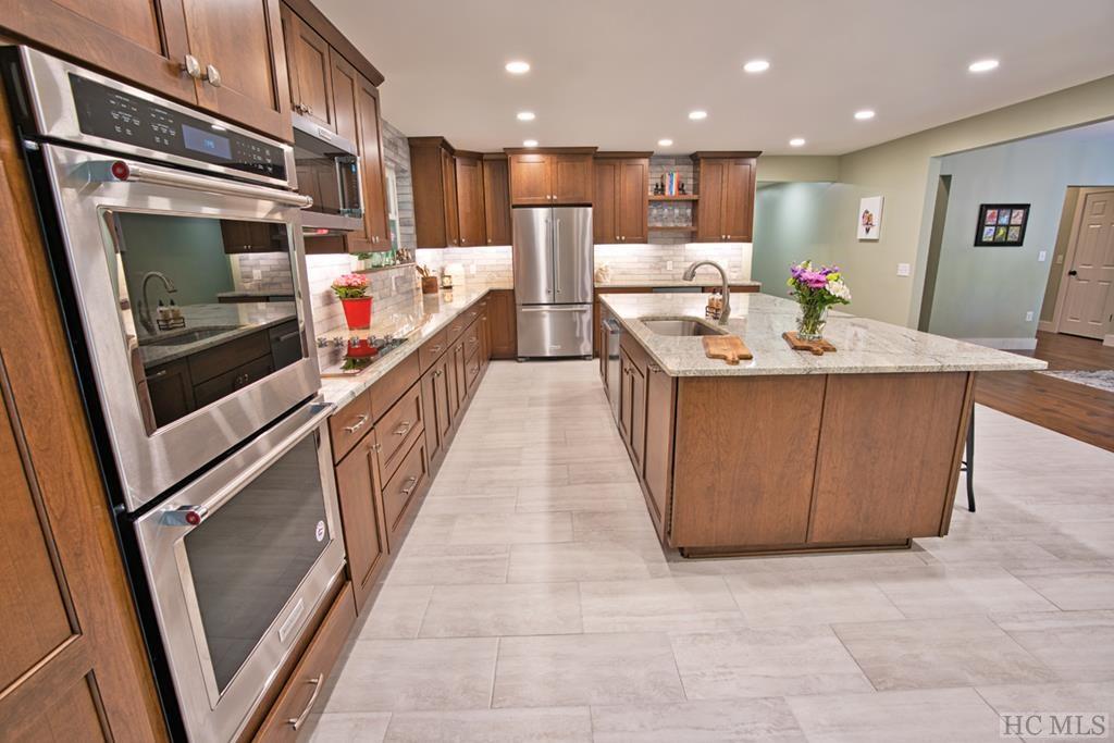 2262 Poplar Cove Road Franklin, NC 28734 - Photo 18 of 67 Gallery Image 18