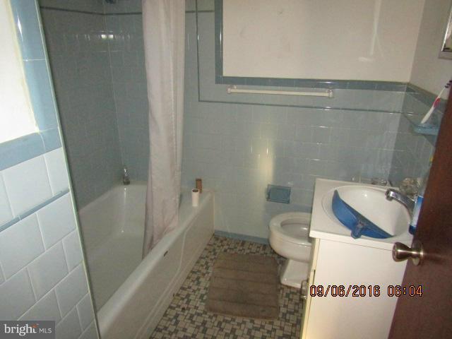 4405 Chapeldale Road Randallstown, MD 21133 - Photo 7 of 8 Bath