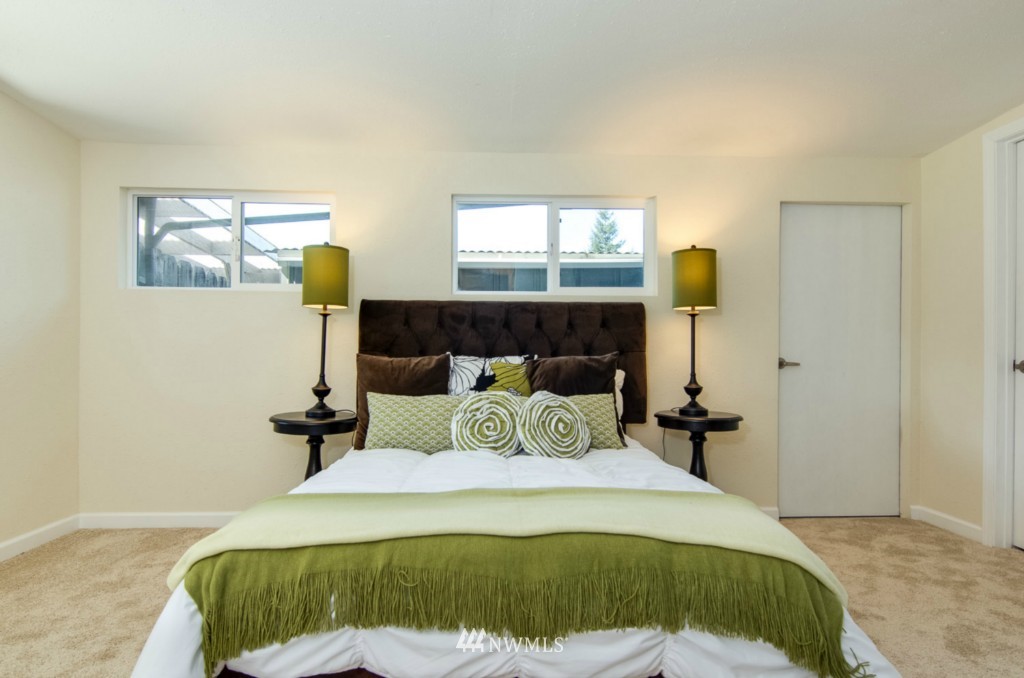 15767 118th Place Southeast Renton, WA 98058 - Photo 13 of 21 Gallery Image 13