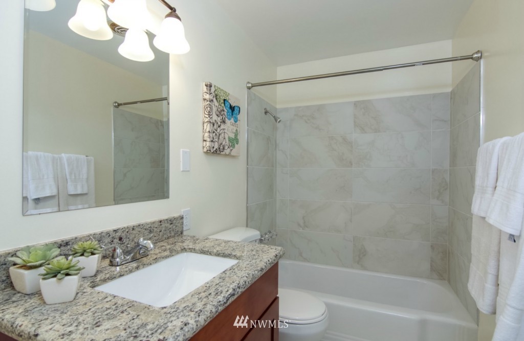 15767 118th Place Southeast Renton, WA 98058 - Photo 16 of 21 Gallery Image 16