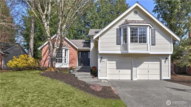 $4,200 | 2322 233rd Avenue Northeast, Sammamish, WA 98074