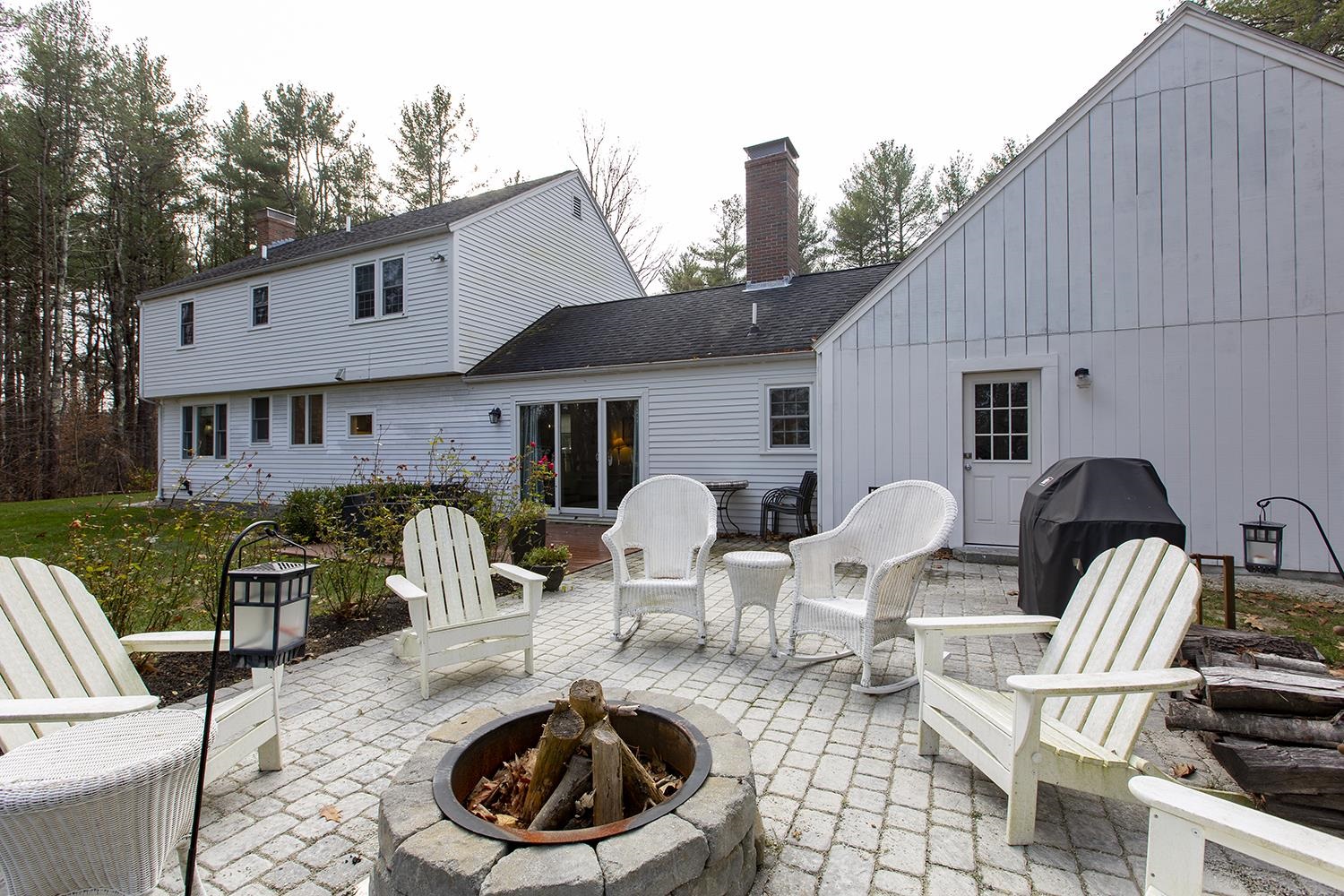 16 Tehias Road Rye, NH 03870 - Photo 7 of 40