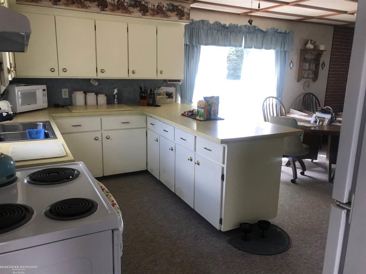 5120 Capac Road Capac, MI 48014 - Photo 16 of 35 31391014-15.JPG