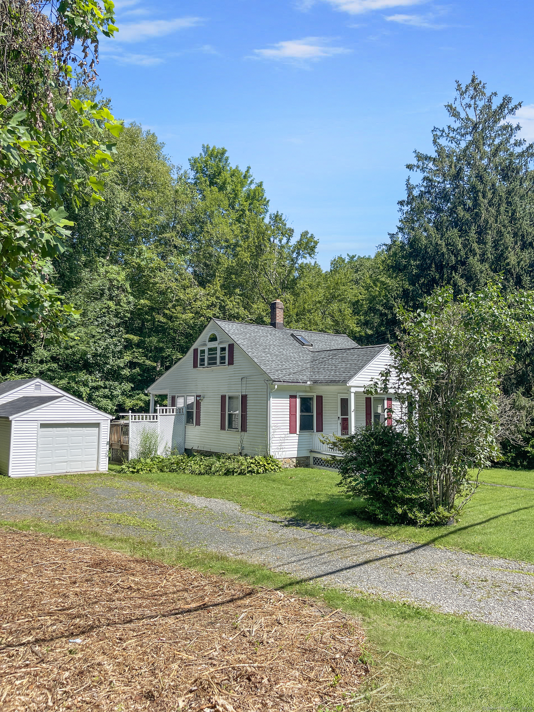 82 Tucker Hill Road Middlebury, CT 06762 - Photo 1 of 1