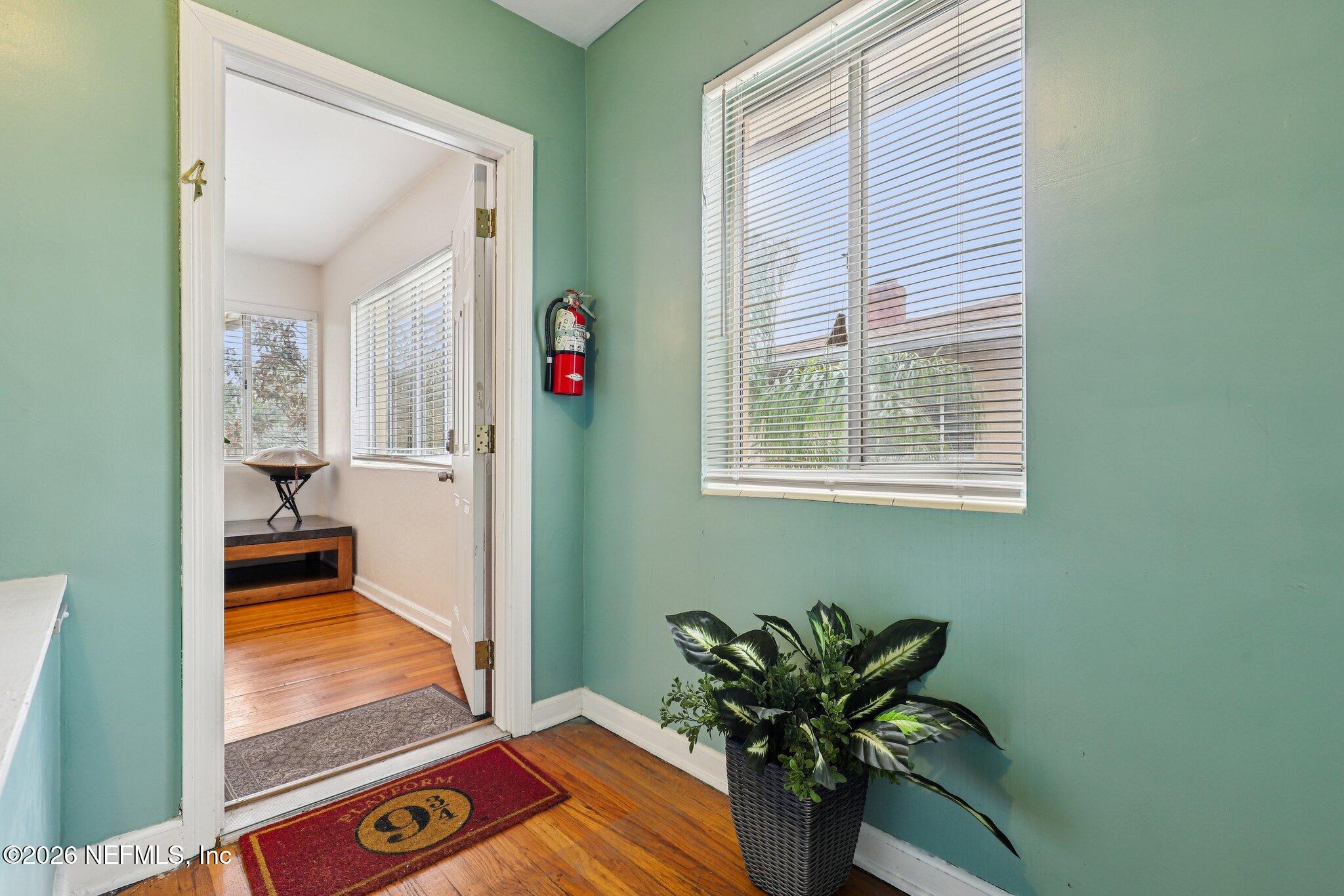 2159 Riverside Avenue, Unit 4 Jacksonville, FL 32204 - Photo 27 of 50 a view of living room with furniture and a potted plant