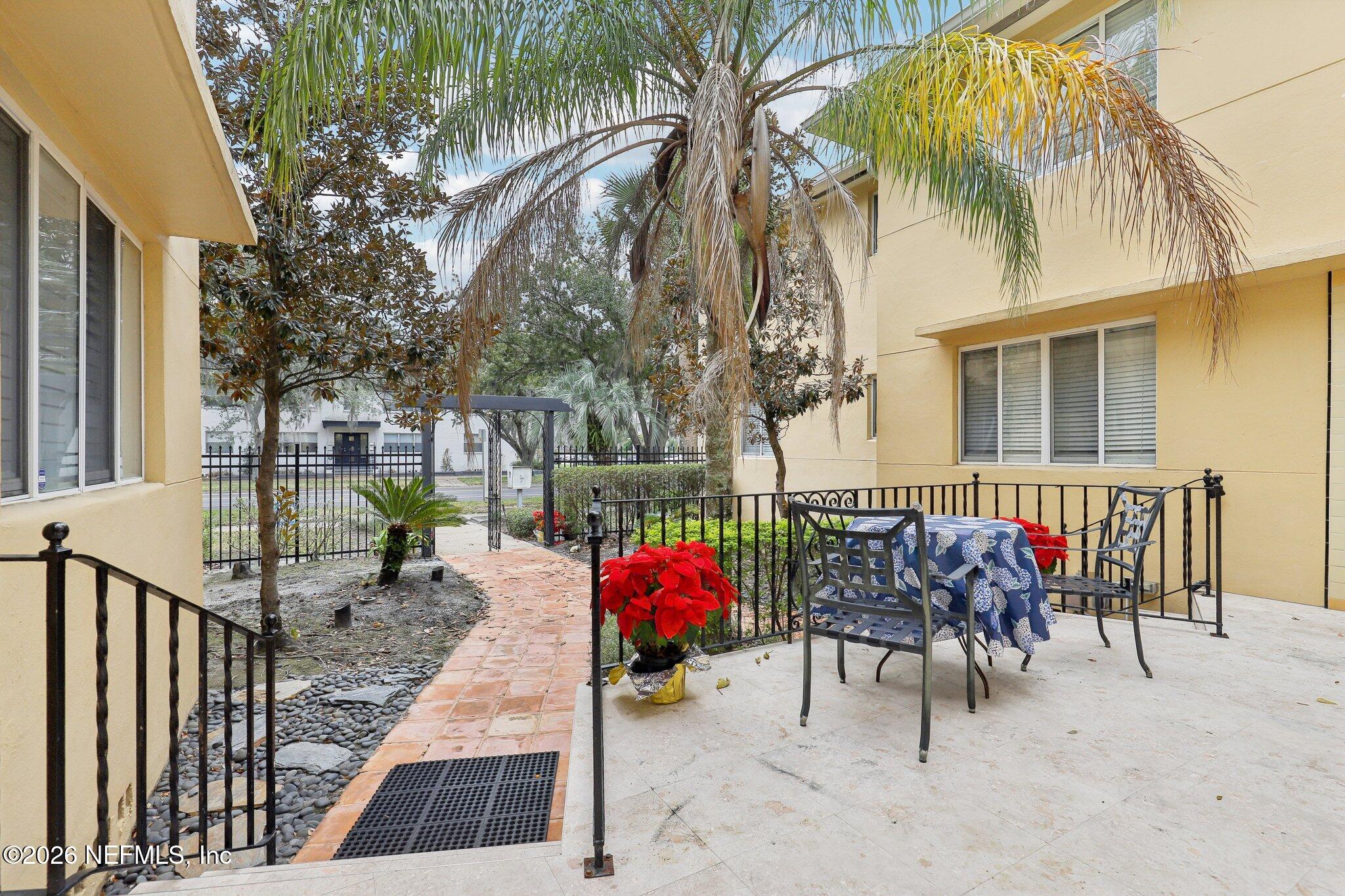 2159 Riverside Avenue, Unit 4 Jacksonville, FL 32204 - Photo 30 of 50 a view of outdoor space yard and patio