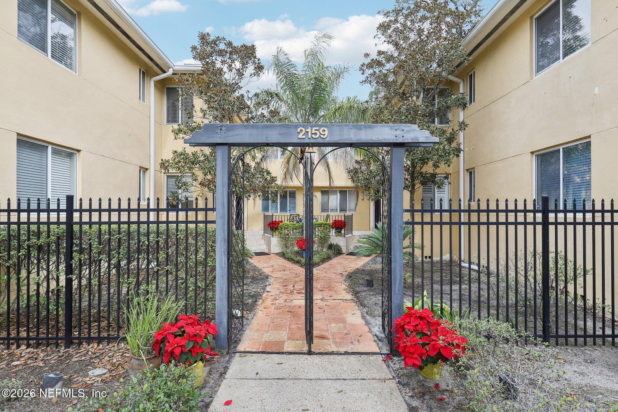 2159 Riverside Avenue, Unit 4 Jacksonville, FL 32204 - Photo 39 of 50 a view of a porch
