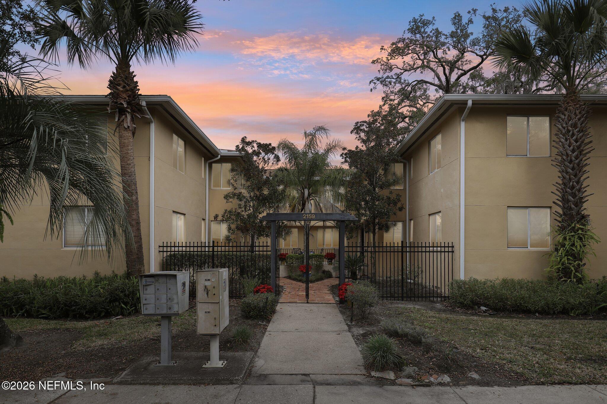 2159 Riverside Avenue, Unit 4 Jacksonville, FL 32204 - Photo 47 of 50 a white house that has tree in front of it